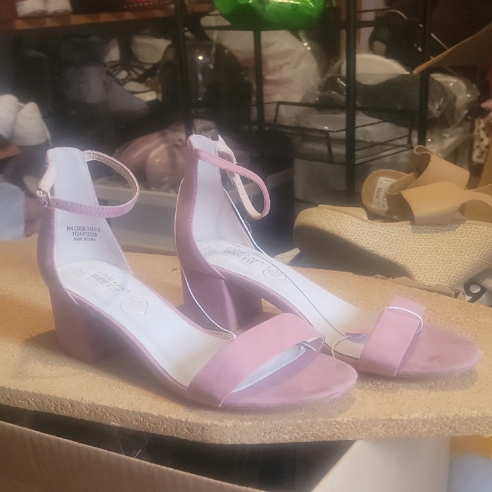 Chic Pink Ankle Strap Heels